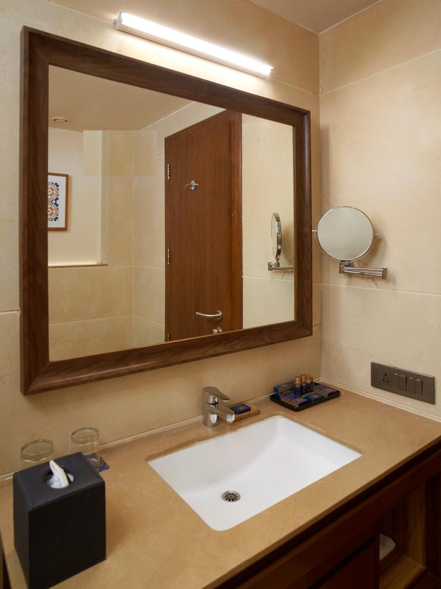 Marquis Beach Resort Candolim Ngoại thất bức ảnh