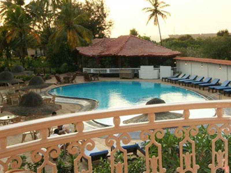 Marquis Beach Resort Candolim Ngoại thất bức ảnh